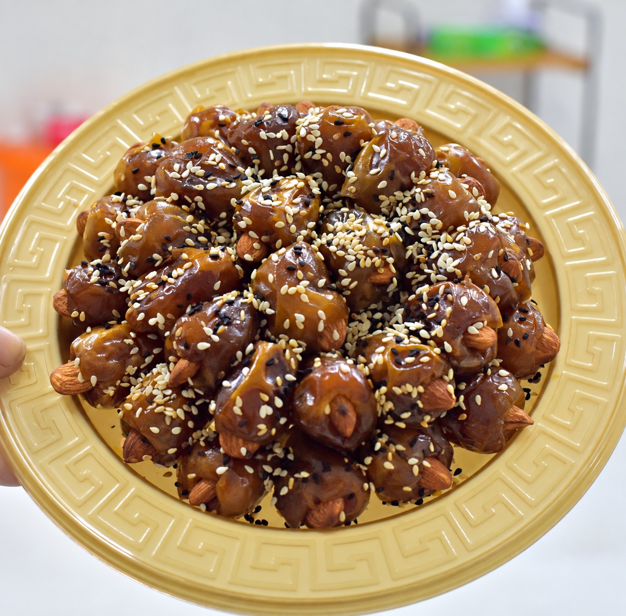 Dates arranged for gifting